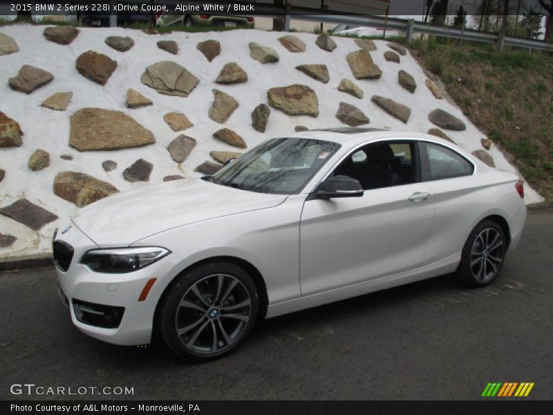  2015 2 Series 228i xDrive Coupe Alpine White