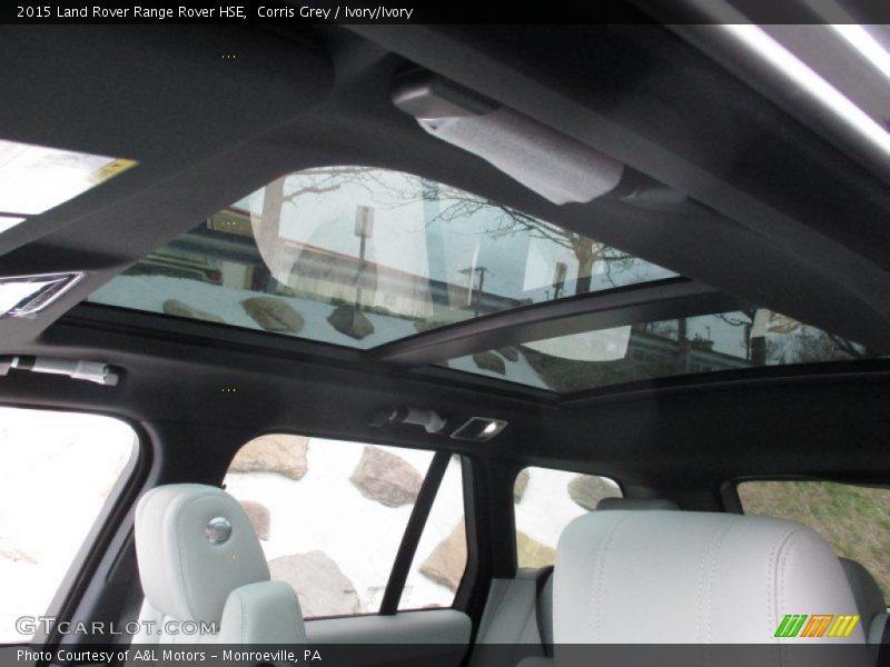 Corris Grey / Ivory/Ivory 2015 Land Rover Range Rover HSE