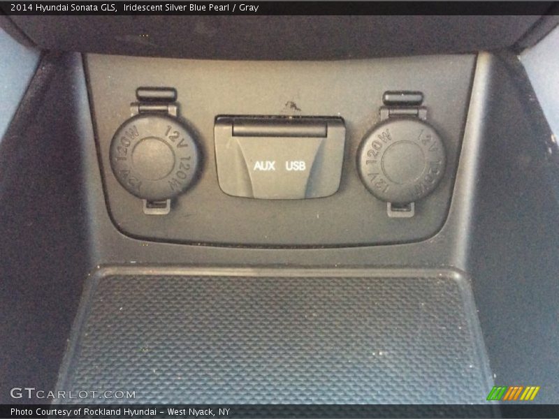 Iridescent Silver Blue Pearl / Gray 2014 Hyundai Sonata GLS