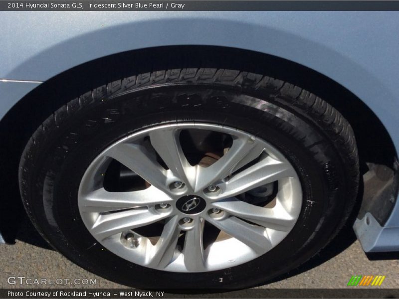 Iridescent Silver Blue Pearl / Gray 2014 Hyundai Sonata GLS