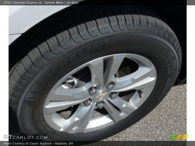 Summit White / Jet Black 2015 Chevrolet Equinox LS