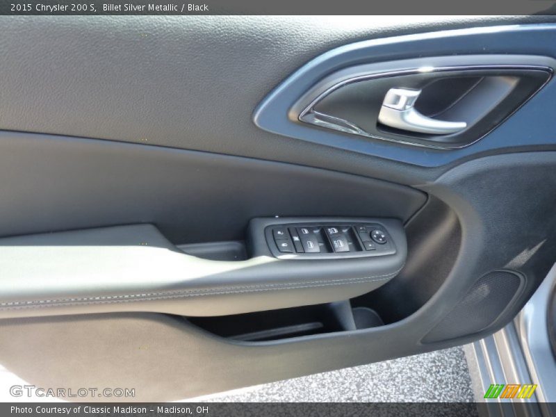Billet Silver Metallic / Black 2015 Chrysler 200 S