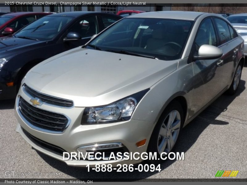 Champagne Silver Metallic / Cocoa/Light Neutral 2015 Chevrolet Cruze Diesel