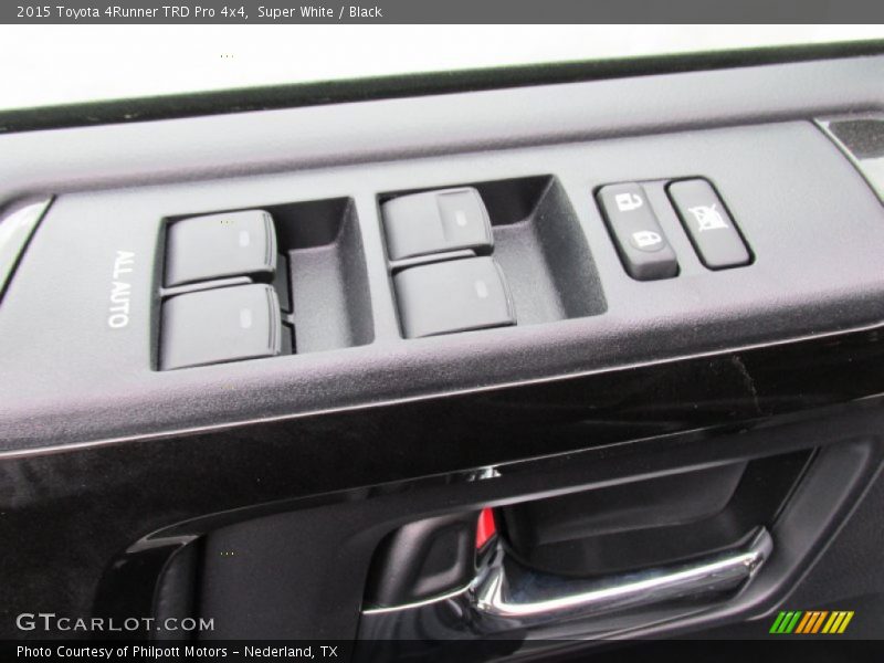 Super White / Black 2015 Toyota 4Runner TRD Pro 4x4