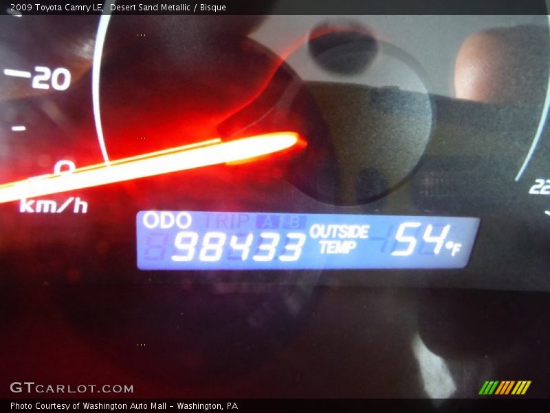 Desert Sand Metallic / Bisque 2009 Toyota Camry LE