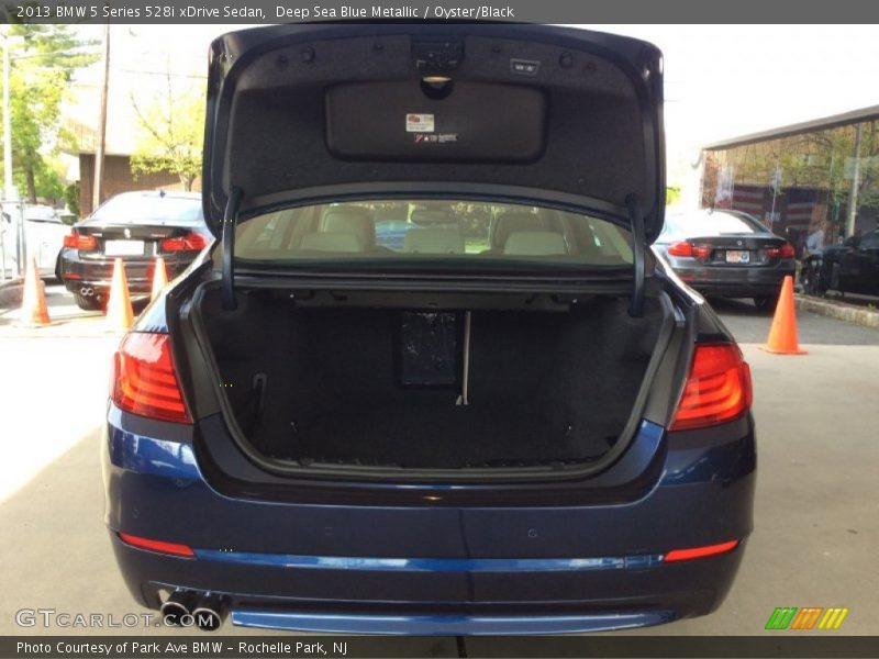 Deep Sea Blue Metallic / Oyster/Black 2013 BMW 5 Series 528i xDrive Sedan