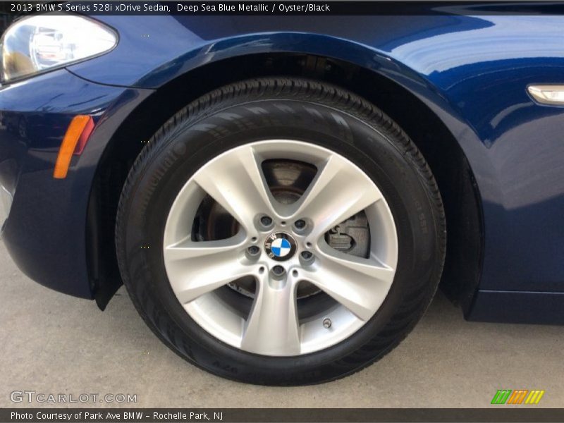 Deep Sea Blue Metallic / Oyster/Black 2013 BMW 5 Series 528i xDrive Sedan