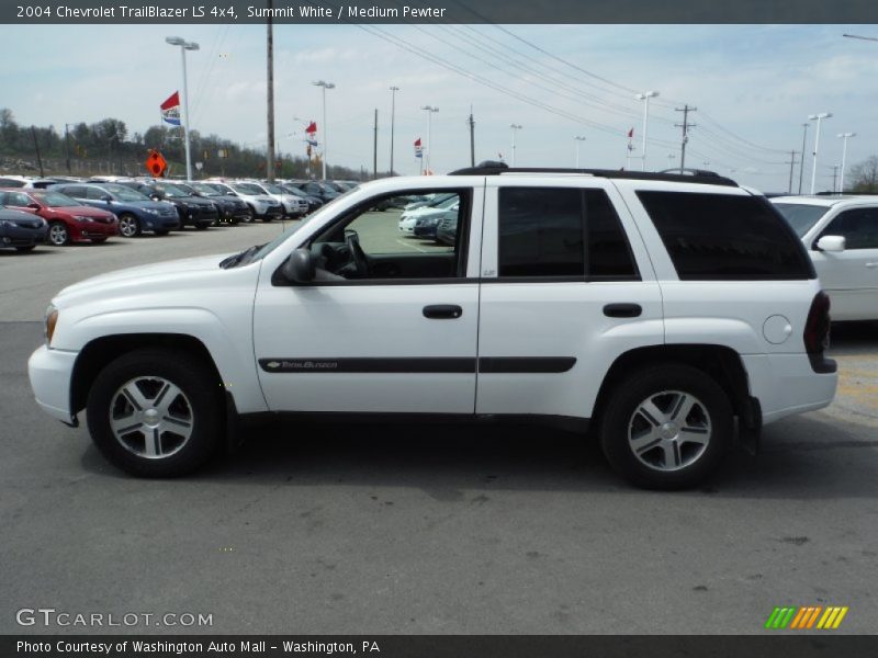 Summit White / Medium Pewter 2004 Chevrolet TrailBlazer LS 4x4