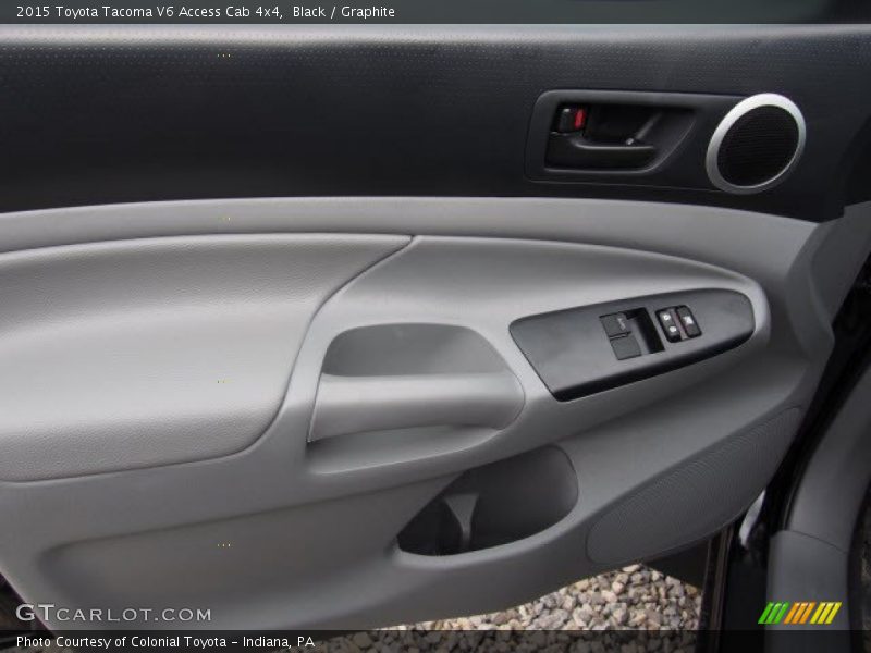 Black / Graphite 2015 Toyota Tacoma V6 Access Cab 4x4