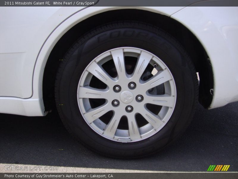 White Pearl / Gray Sport 2011 Mitsubishi Galant FE