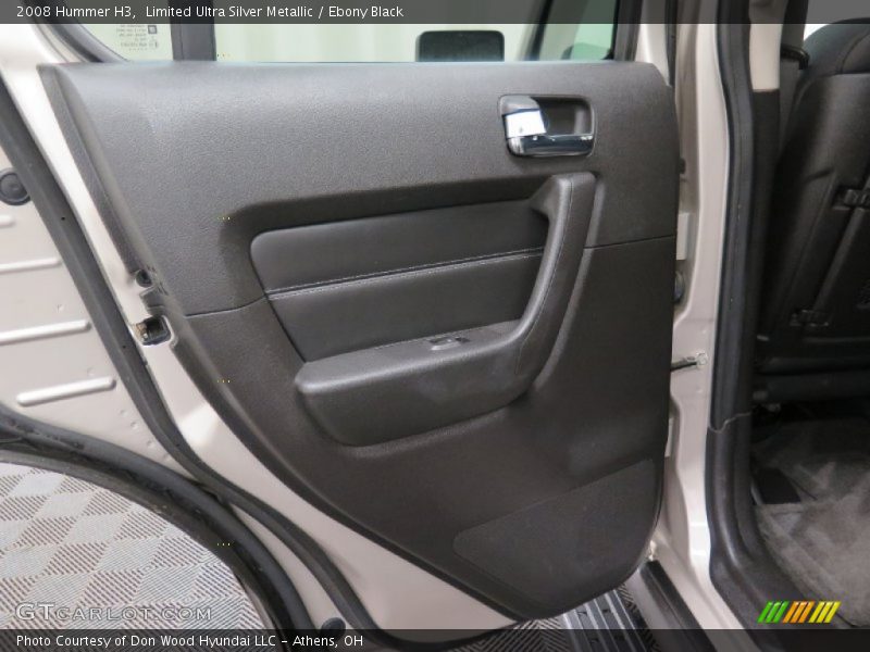 Limited Ultra Silver Metallic / Ebony Black 2008 Hummer H3