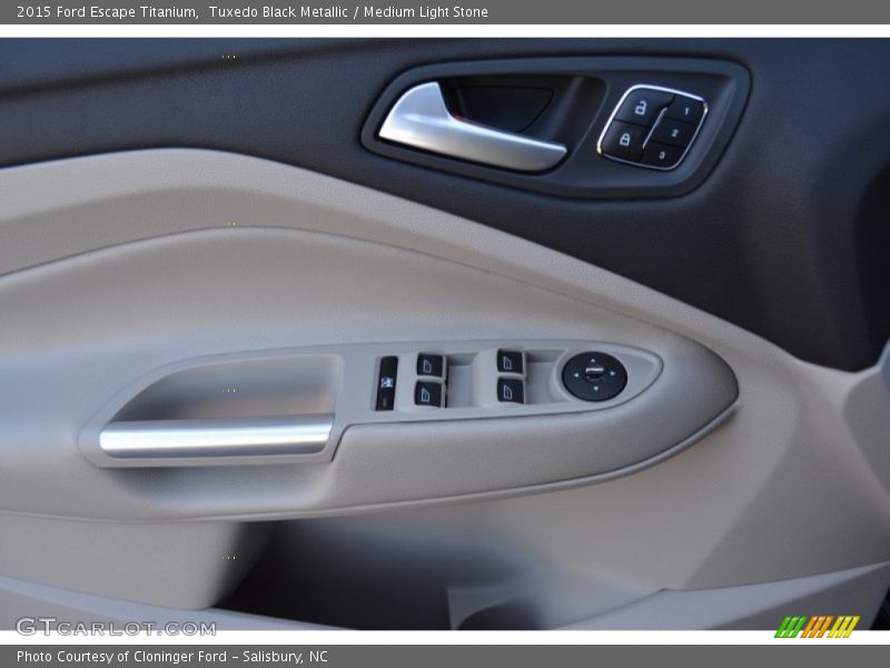 Tuxedo Black Metallic / Medium Light Stone 2015 Ford Escape Titanium