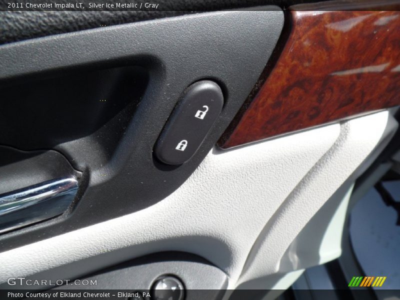 Silver Ice Metallic / Gray 2011 Chevrolet Impala LT