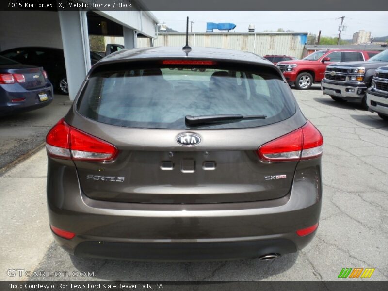 Metallic Bronze / Black 2015 Kia Forte5 EX