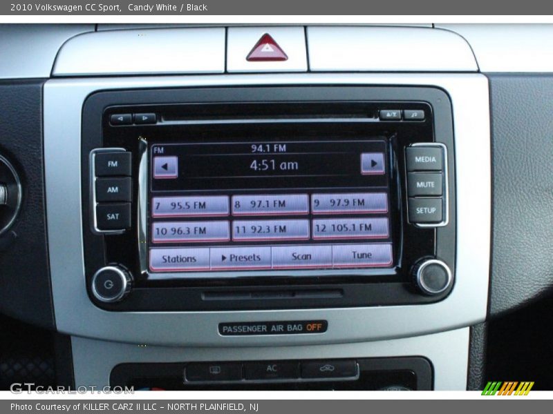Candy White / Black 2010 Volkswagen CC Sport