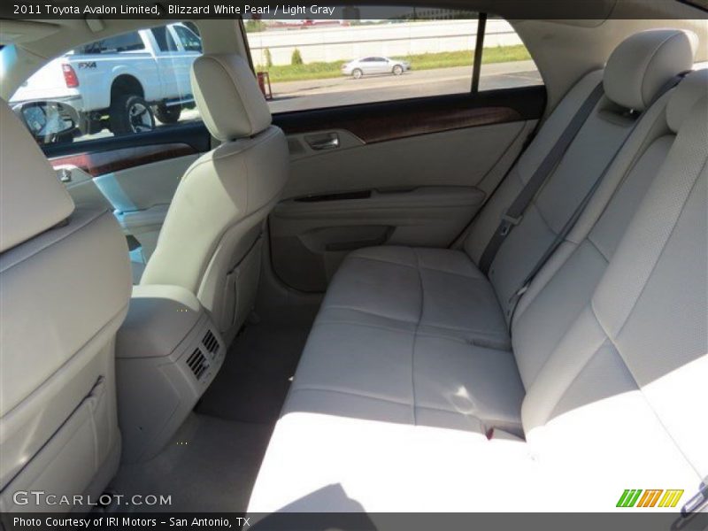 Blizzard White Pearl / Light Gray 2011 Toyota Avalon Limited
