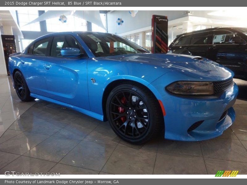 Front 3/4 View of 2015 Charger SRT Hellcat