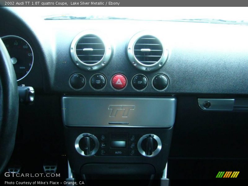 Lake Silver Metallic / Ebony 2002 Audi TT 1.8T quattro Coupe