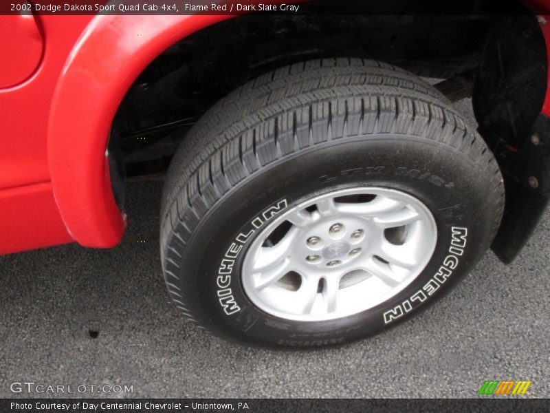 Flame Red / Dark Slate Gray 2002 Dodge Dakota Sport Quad Cab 4x4