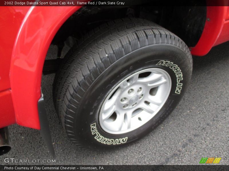 Flame Red / Dark Slate Gray 2002 Dodge Dakota Sport Quad Cab 4x4