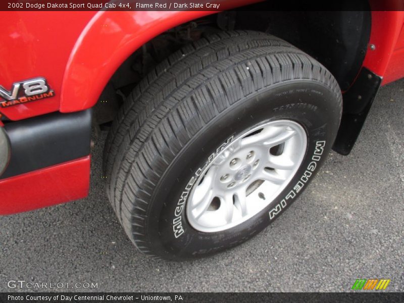 Flame Red / Dark Slate Gray 2002 Dodge Dakota Sport Quad Cab 4x4