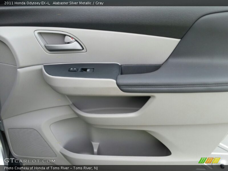 Alabaster Silver Metallic / Gray 2011 Honda Odyssey EX-L