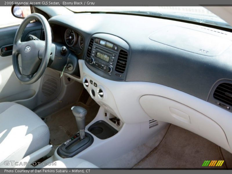 Ebony Black / Gray 2006 Hyundai Accent GLS Sedan