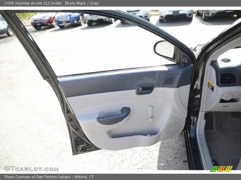 Ebony Black / Gray 2006 Hyundai Accent GLS Sedan