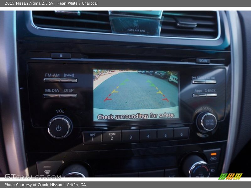 Pearl White / Charcoal 2015 Nissan Altima 2.5 SV