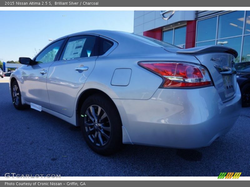 Brilliant Silver / Charcoal 2015 Nissan Altima 2.5 S