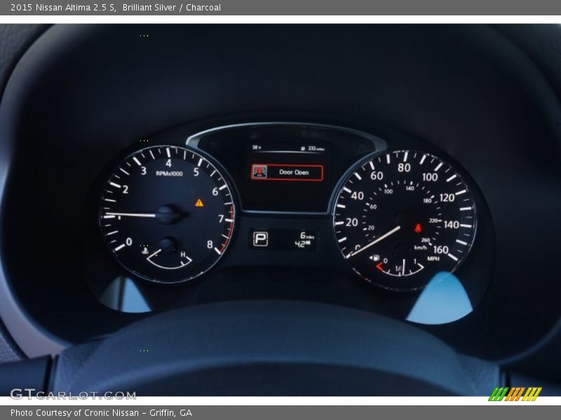 Brilliant Silver / Charcoal 2015 Nissan Altima 2.5 S