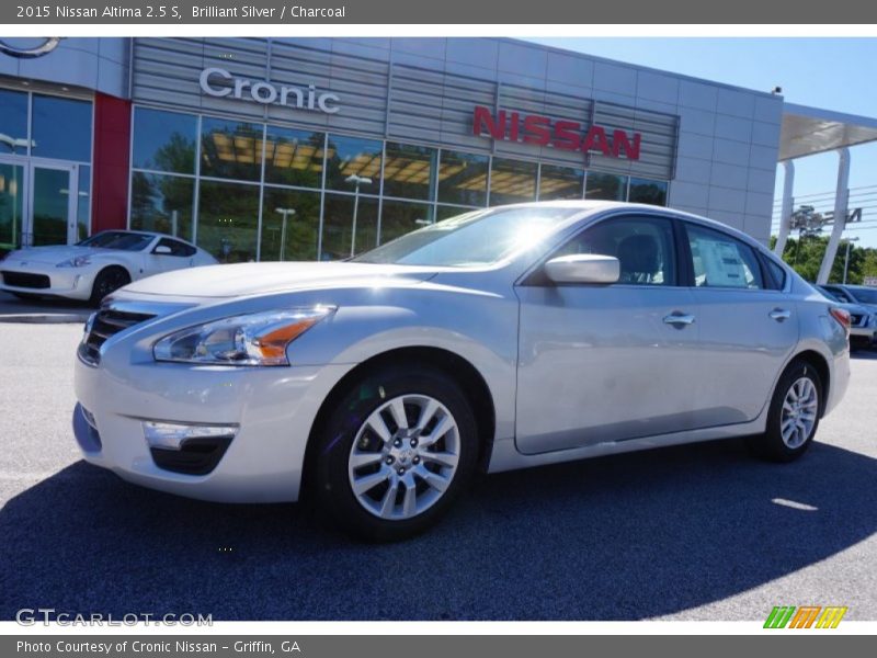 Brilliant Silver / Charcoal 2015 Nissan Altima 2.5 S
