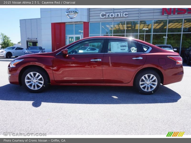 Cayenne Red / Charcoal 2015 Nissan Altima 2.5 S
