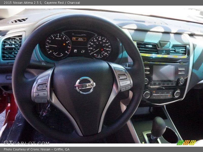 Cayenne Red / Charcoal 2015 Nissan Altima 2.5 S