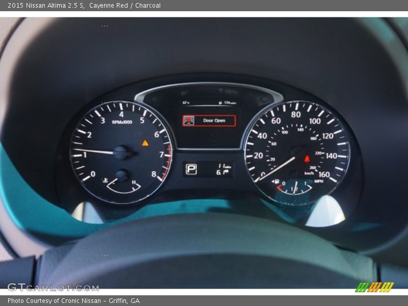 Cayenne Red / Charcoal 2015 Nissan Altima 2.5 S