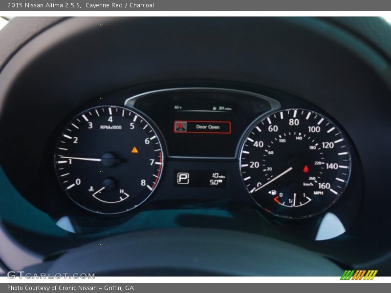 Cayenne Red / Charcoal 2015 Nissan Altima 2.5 S