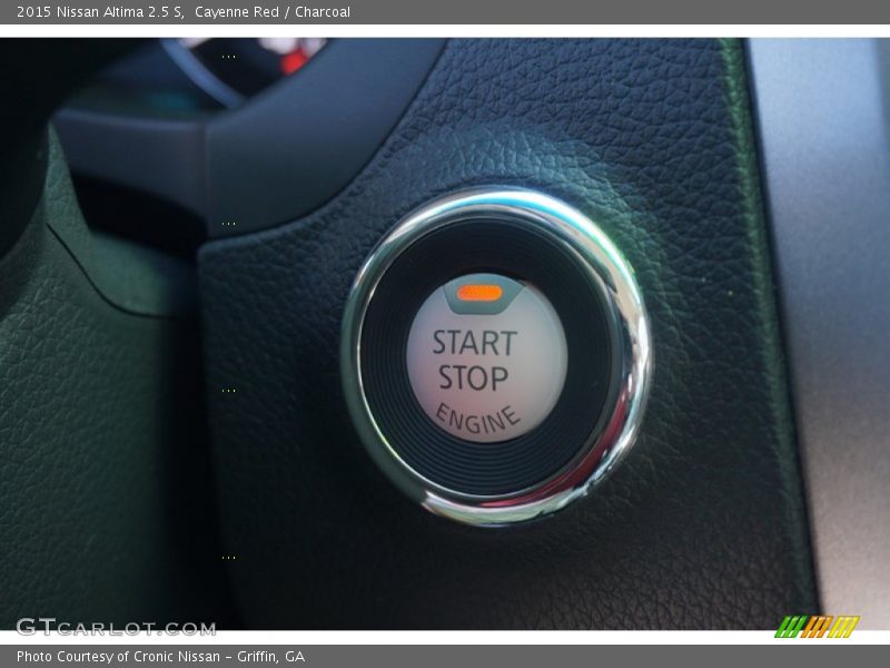 Cayenne Red / Charcoal 2015 Nissan Altima 2.5 S