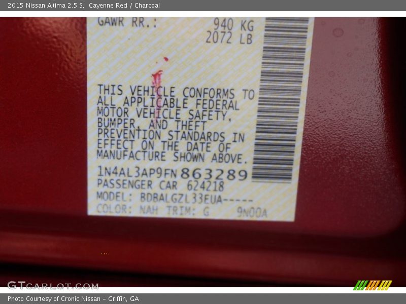 Cayenne Red / Charcoal 2015 Nissan Altima 2.5 S