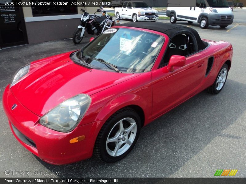 Front 3/4 View of 2000 MR2 Spyder Roadster