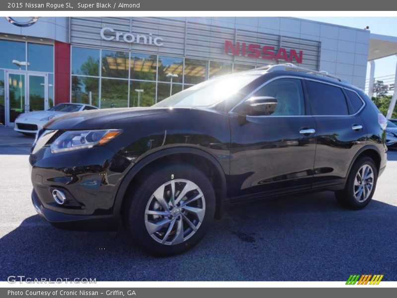 Super Black / Almond 2015 Nissan Rogue SL