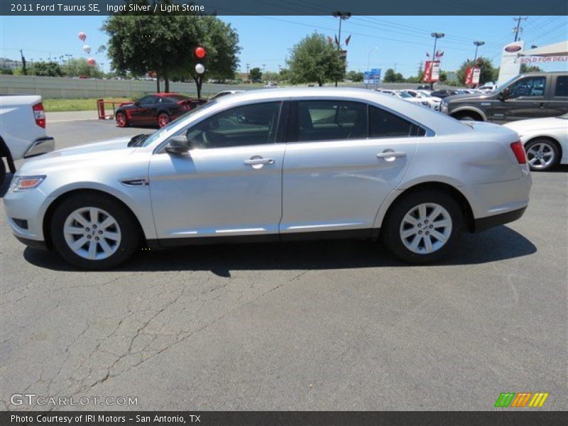 Ingot Silver / Light Stone 2011 Ford Taurus SE