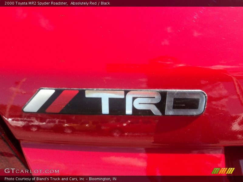 Absolutely Red / Black 2000 Toyota MR2 Spyder Roadster