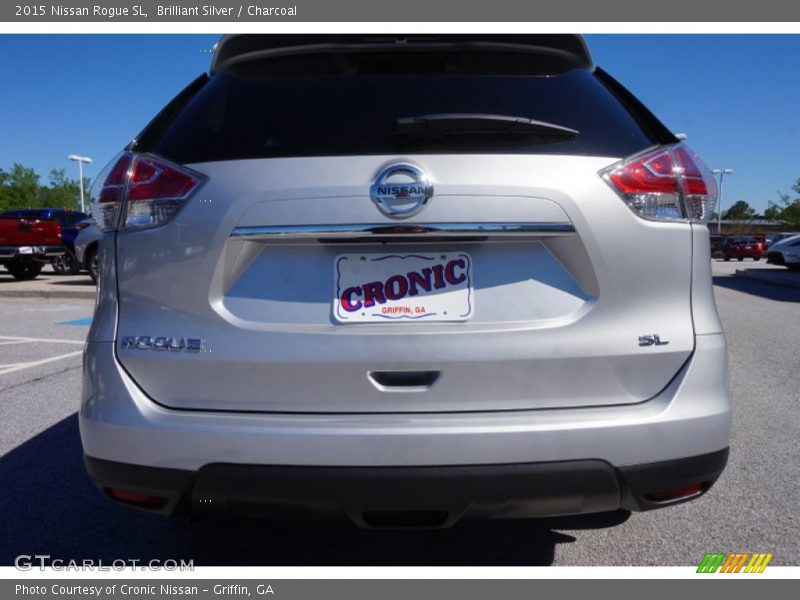 Brilliant Silver / Charcoal 2015 Nissan Rogue SL