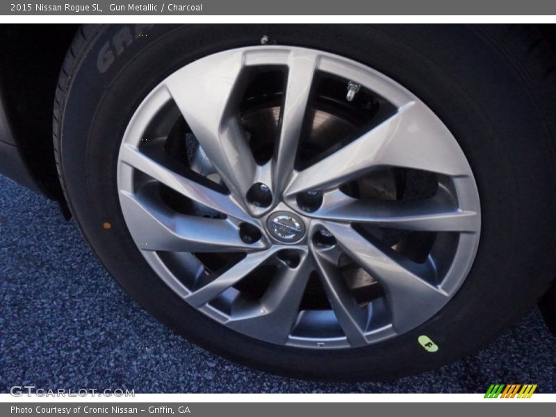 Gun Metallic / Charcoal 2015 Nissan Rogue SL