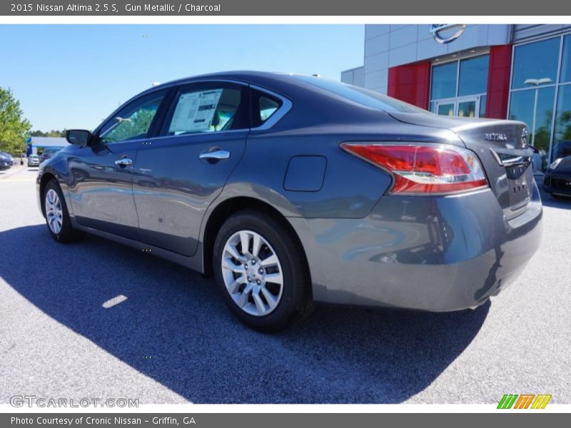 Gun Metallic / Charcoal 2015 Nissan Altima 2.5 S