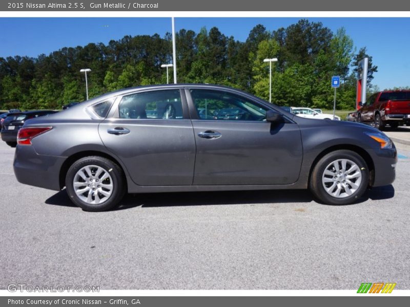 Gun Metallic / Charcoal 2015 Nissan Altima 2.5 S