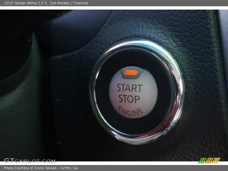Gun Metallic / Charcoal 2015 Nissan Altima 2.5 S