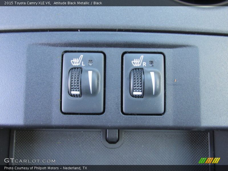 Attitude Black Metallic / Black 2015 Toyota Camry XLE V6