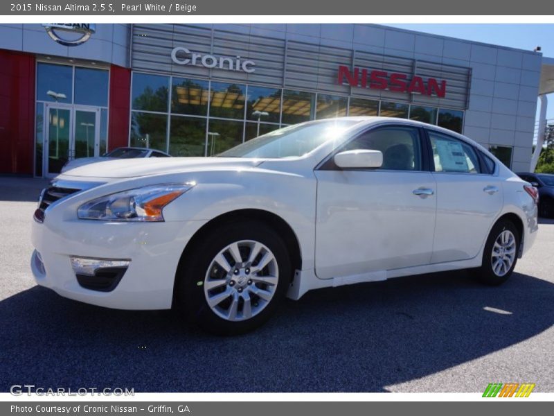 Pearl White / Beige 2015 Nissan Altima 2.5 S
