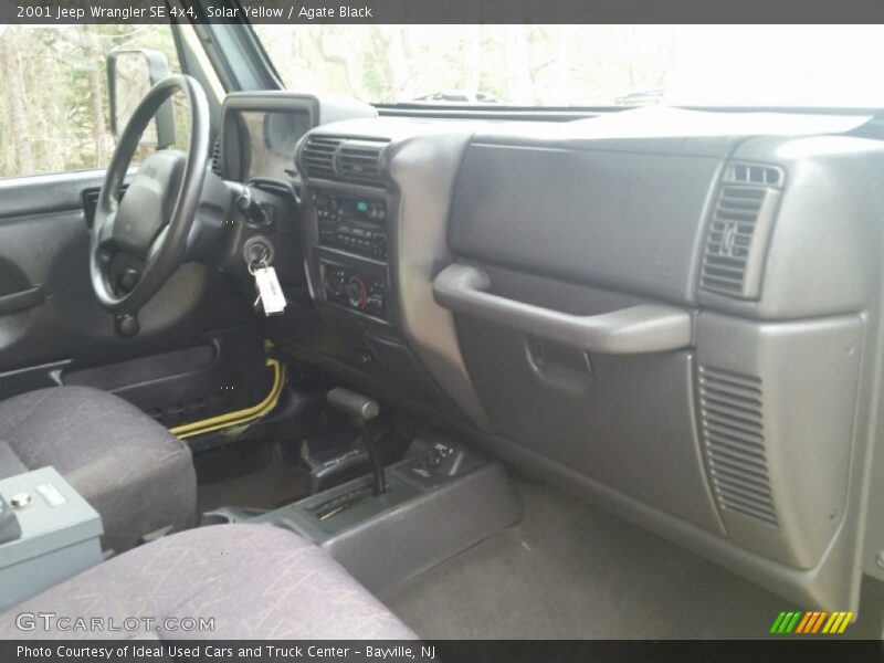 Solar Yellow / Agate Black 2001 Jeep Wrangler SE 4x4
